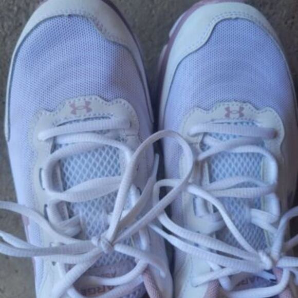 Under Armour Charged Assert 9 Womens Size 9 US Sneakers Deluxe Foam Shoes - Picture 5 of 7